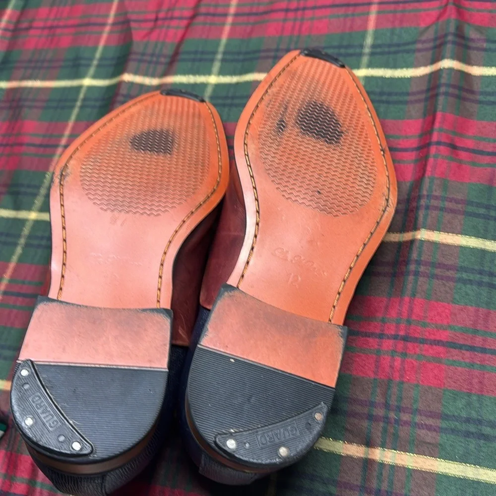 Men's Two-Tone Leather Dress Shoes